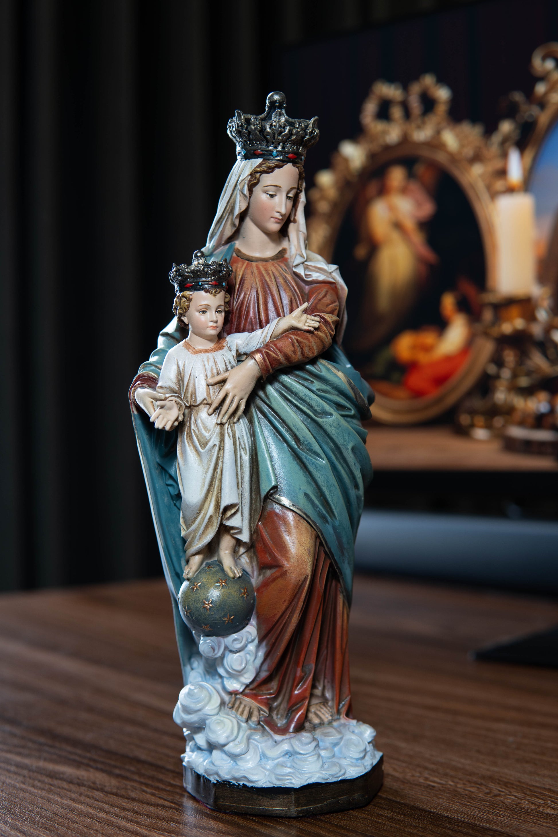 Hand-Painted Our Lady of Victory Statue Virgin Mary Blessed Mother Statues Catholic Gifts