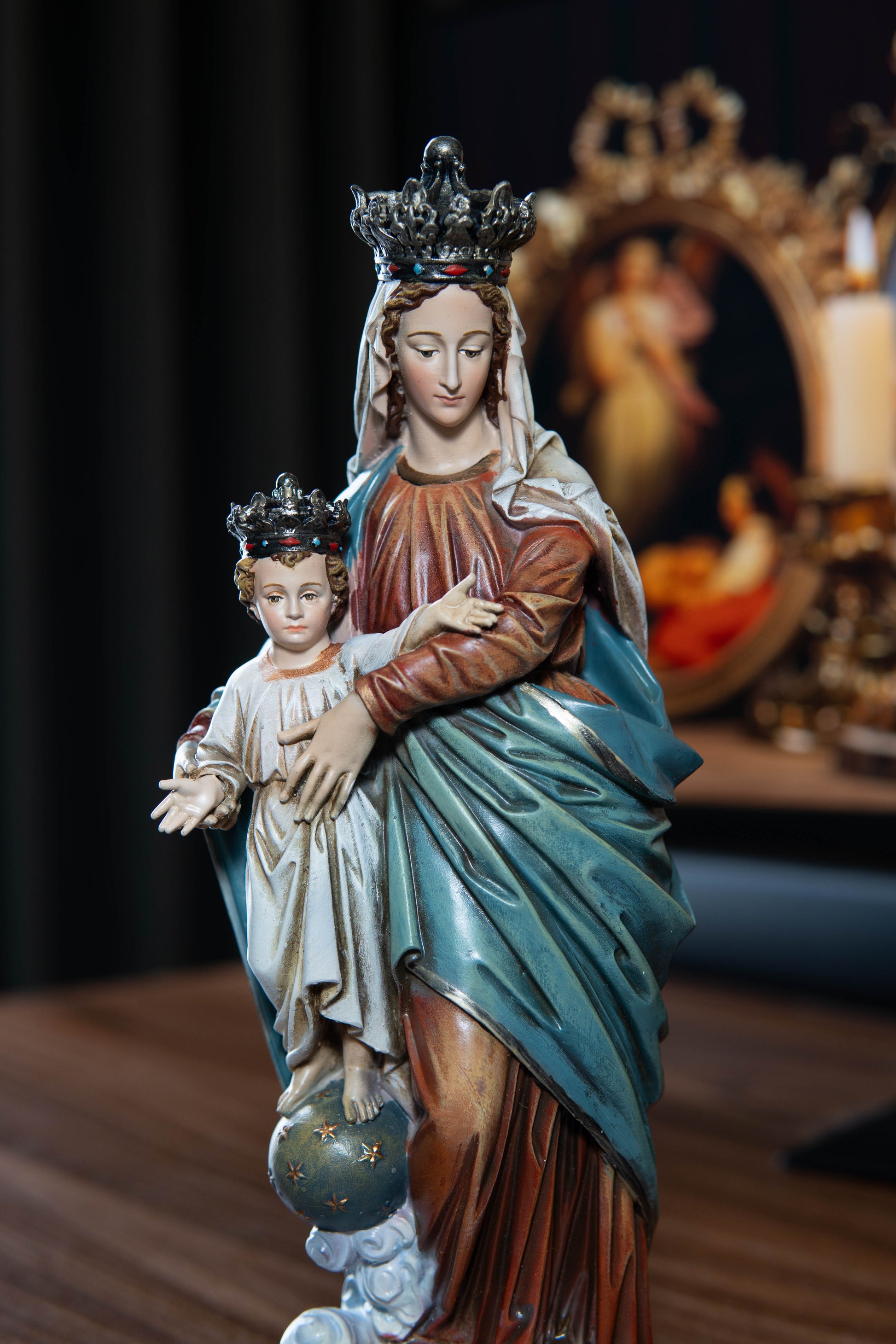 Hand-Painted Our Lady of Victory Statue Virgin Mary Blessed Mother Statues Catholic Gifts