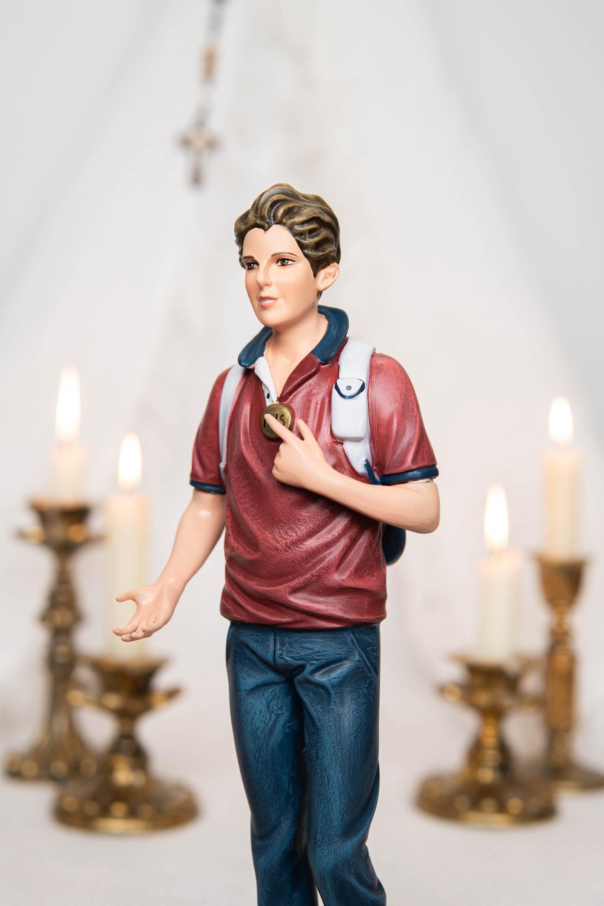 Hand Painted Saint Carlo Acutis Statue - Catholic Gifts Christian Decor Religious Gifts for Women and Men, Catholic home decor