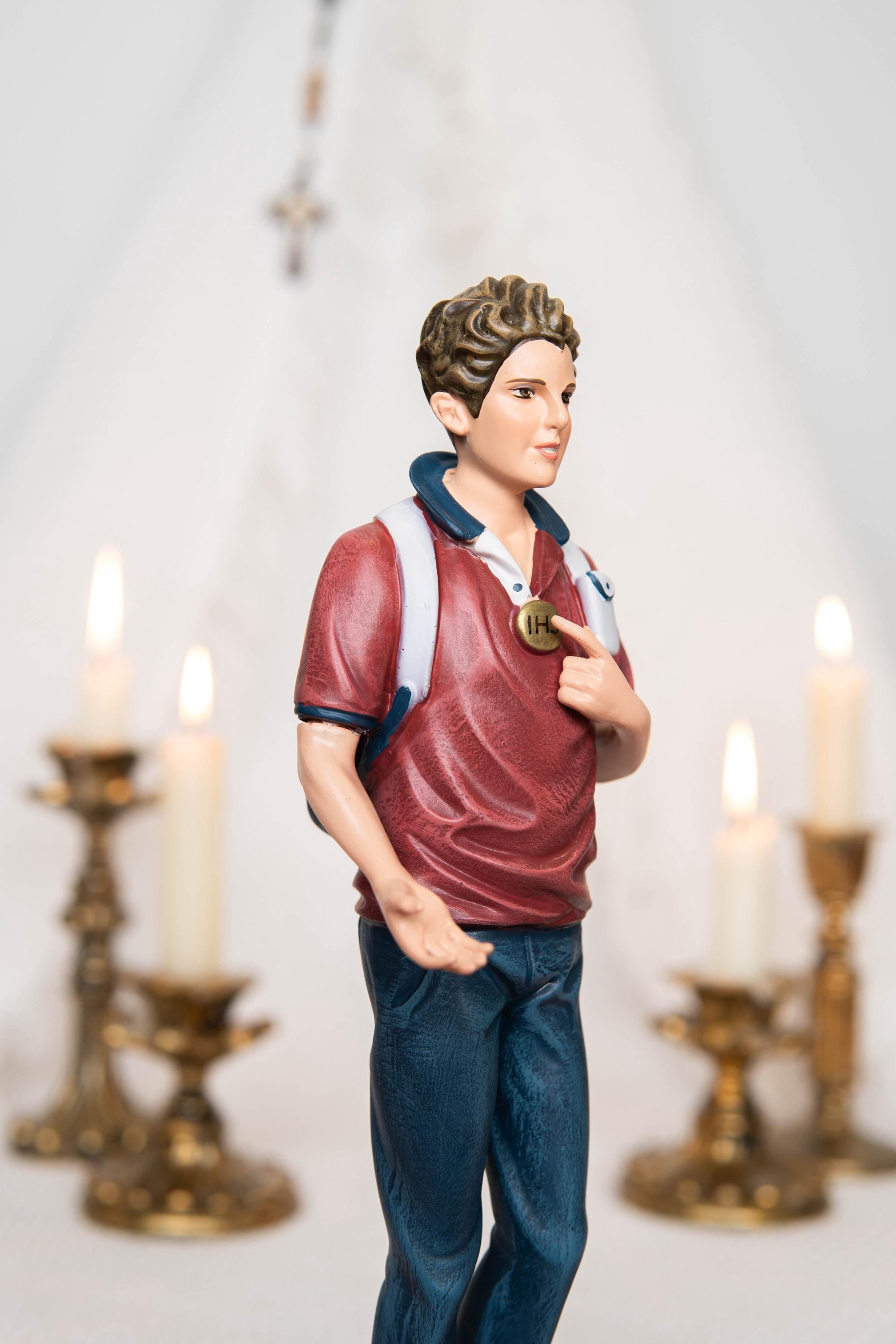 Hand Painted Saint Carlo Acutis Statue - Catholic Gifts Christian Decor Religious Gifts for Women and Men, Catholic home decor