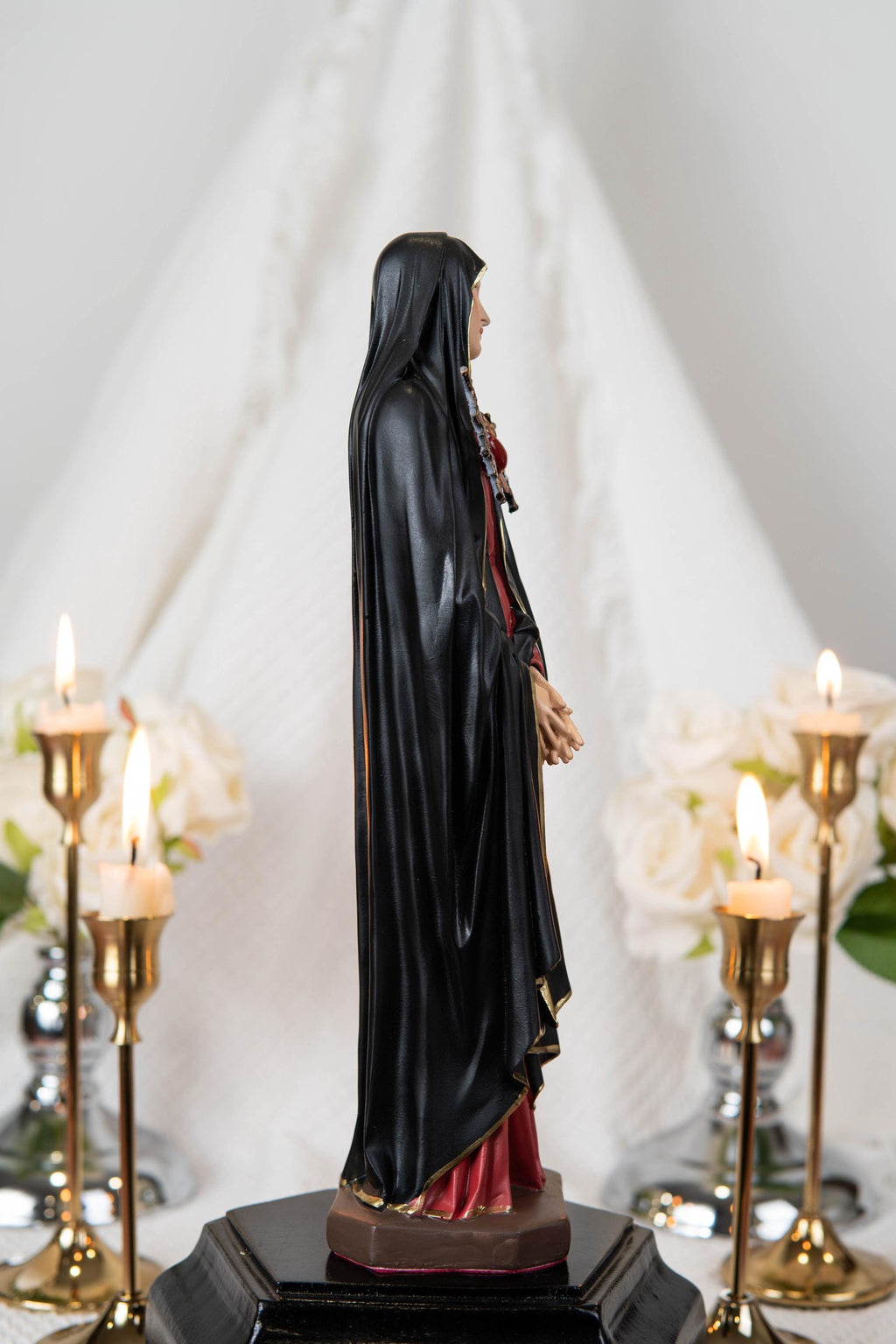 Our Lady of Sorrows Statue – Black cloak, Virgin Mary Statue, Beautiful Catholic Decor, Catholic Gifts, Meaningful Gifts for Catholic Women