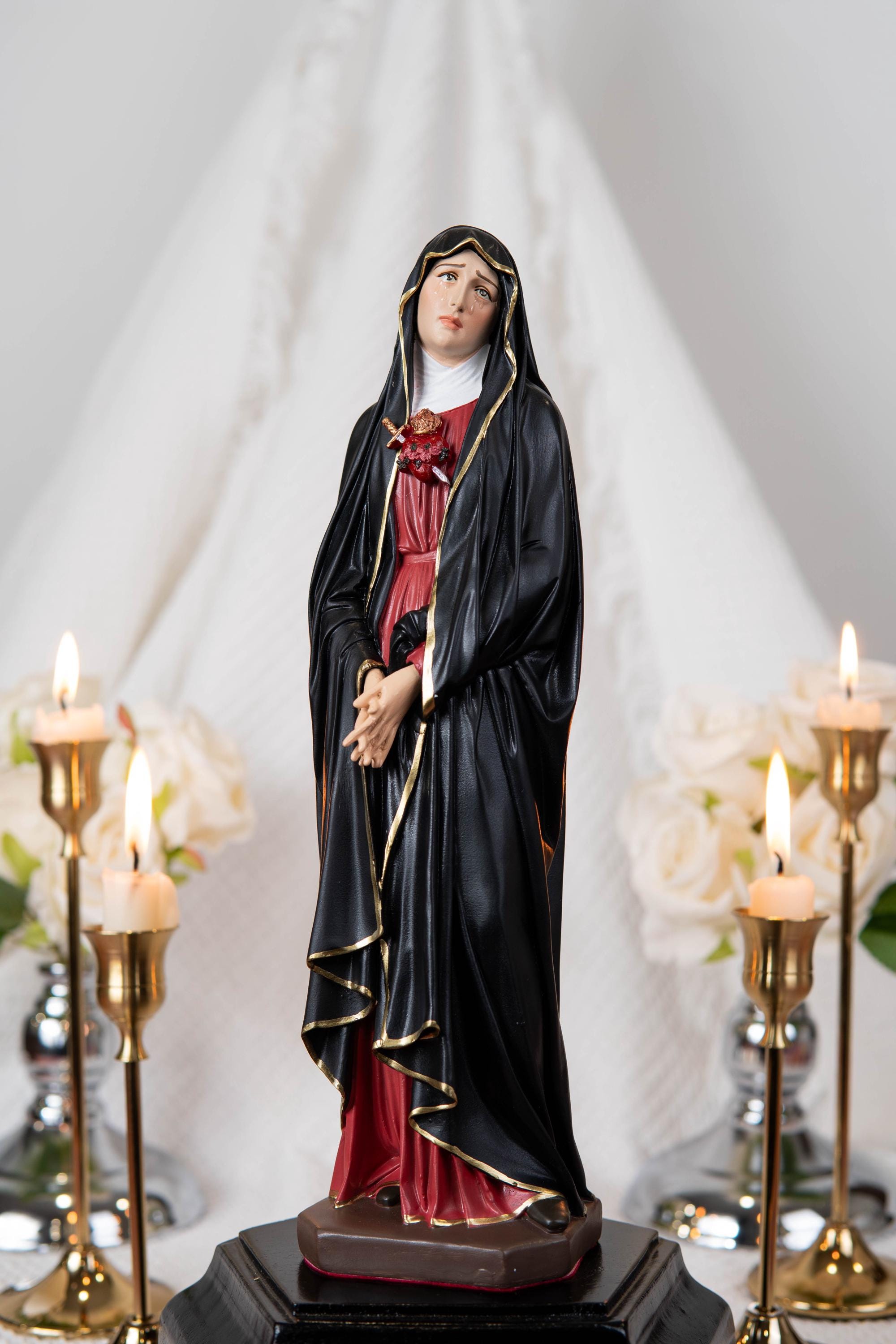 Our Lady of Sorrows Statue – Black cloak, Virgin Mary Statue, Beautiful Catholic Decor, Catholic Gifts, Meaningful Gifts for Catholic Women