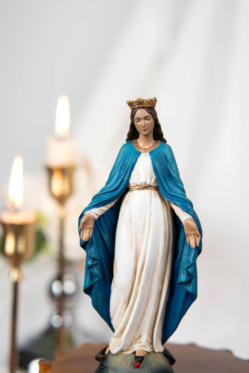 Hand-Painted Our Lady of Grace Virgen Maria 5.1" - Virgin Mary Statue, Mother Mary Statue, Catholic Gifts for Women, Catholic Home Decor