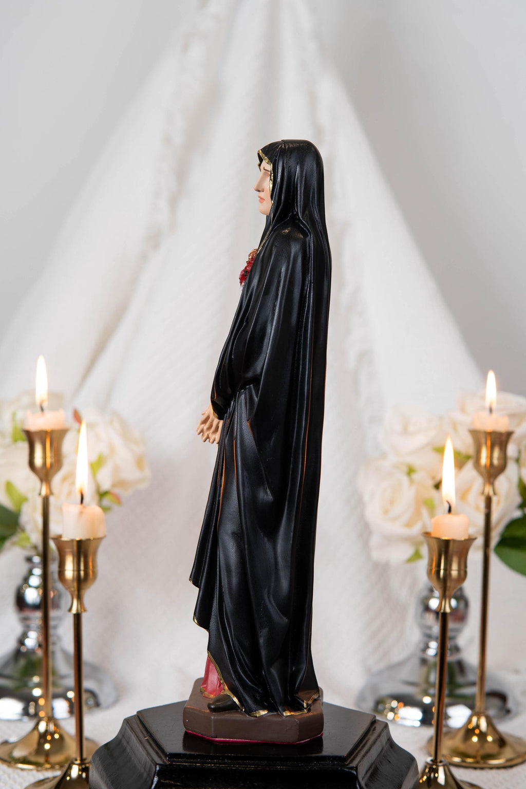 Our Lady of Sorrows Statue – Black cloak, Virgin Mary Statue, Beautiful Catholic Decor, Catholic Gifts, Meaningful Gifts for Catholic Women