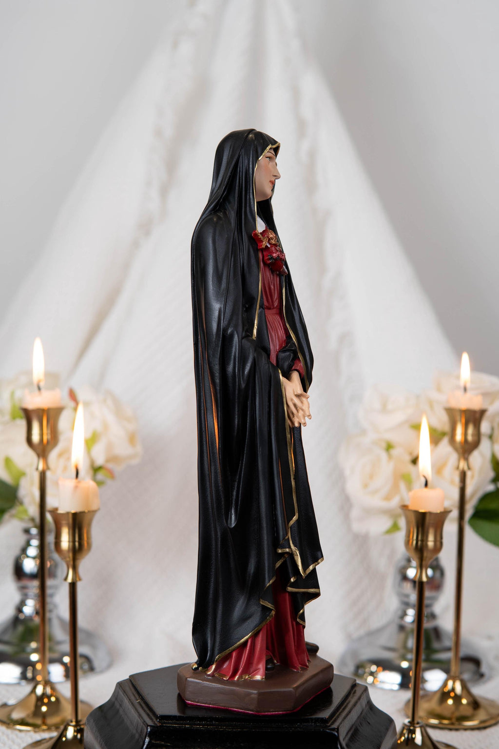 Our Lady of Sorrows Statue – Black cloak, Virgin Mary Statue, Beautiful Catholic Decor, Catholic Gifts, Meaningful Gifts for Catholic Women