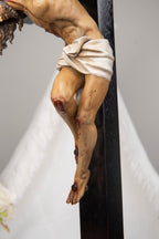 Catholic Crucifix Statue – Tabletop Standing Cross, Jesus Christ Crucifix, Religious Decor for Home Altar, Catholic Gift for Women
