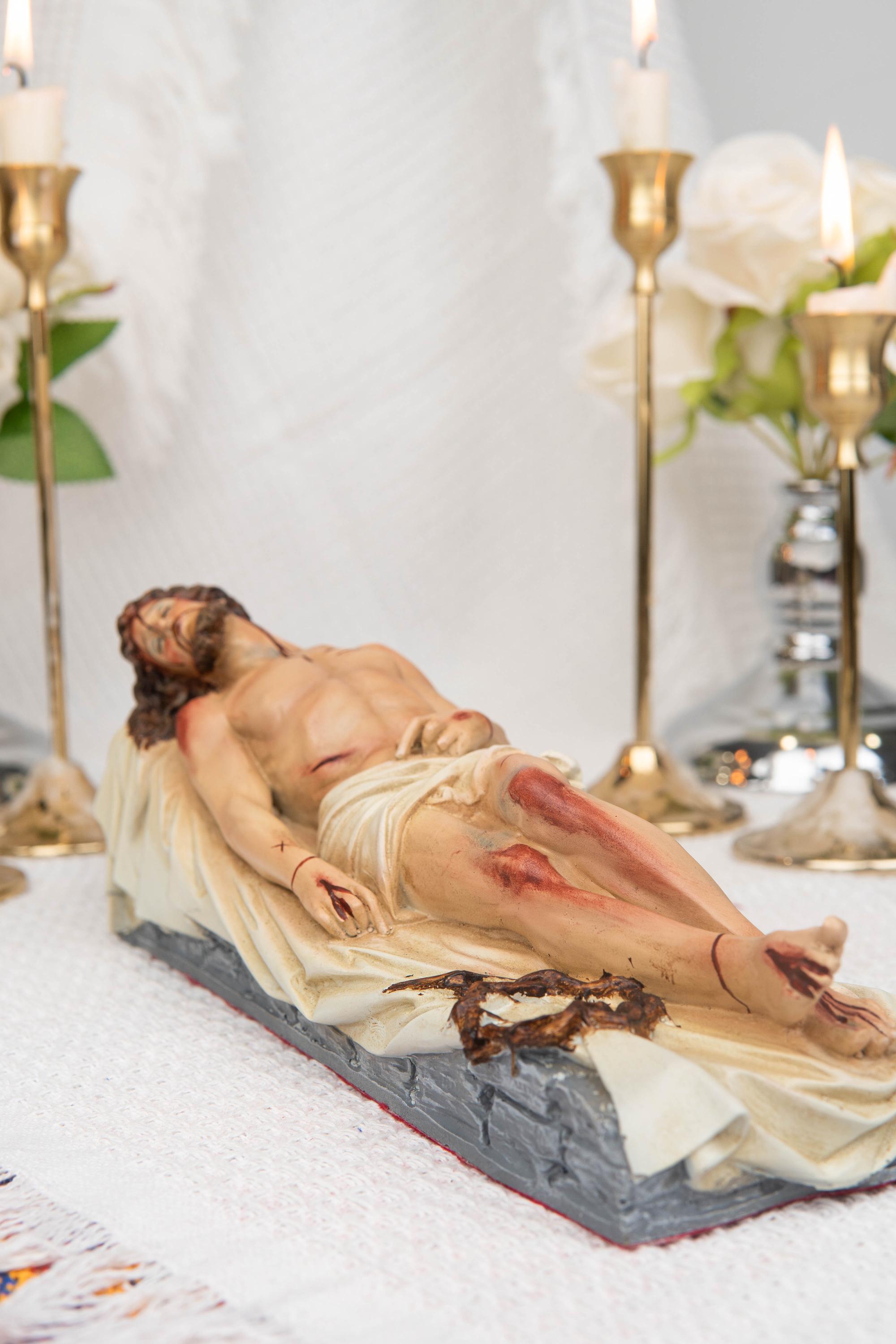 The Burial of Jesus Statue, Dead Christ Figurine, Catholic Holy Week Decor, Jesus in the Tomb, Religious Home Altar Decor, Christian Gift