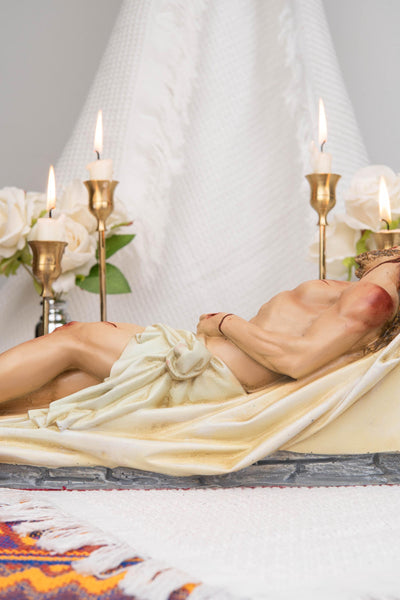 The Burial of Jesus Statue, Dead Christ Figurine, Catholic Holy Week Decor, Jesus in the Tomb, Religious Home Altar Decor, Christian Gift