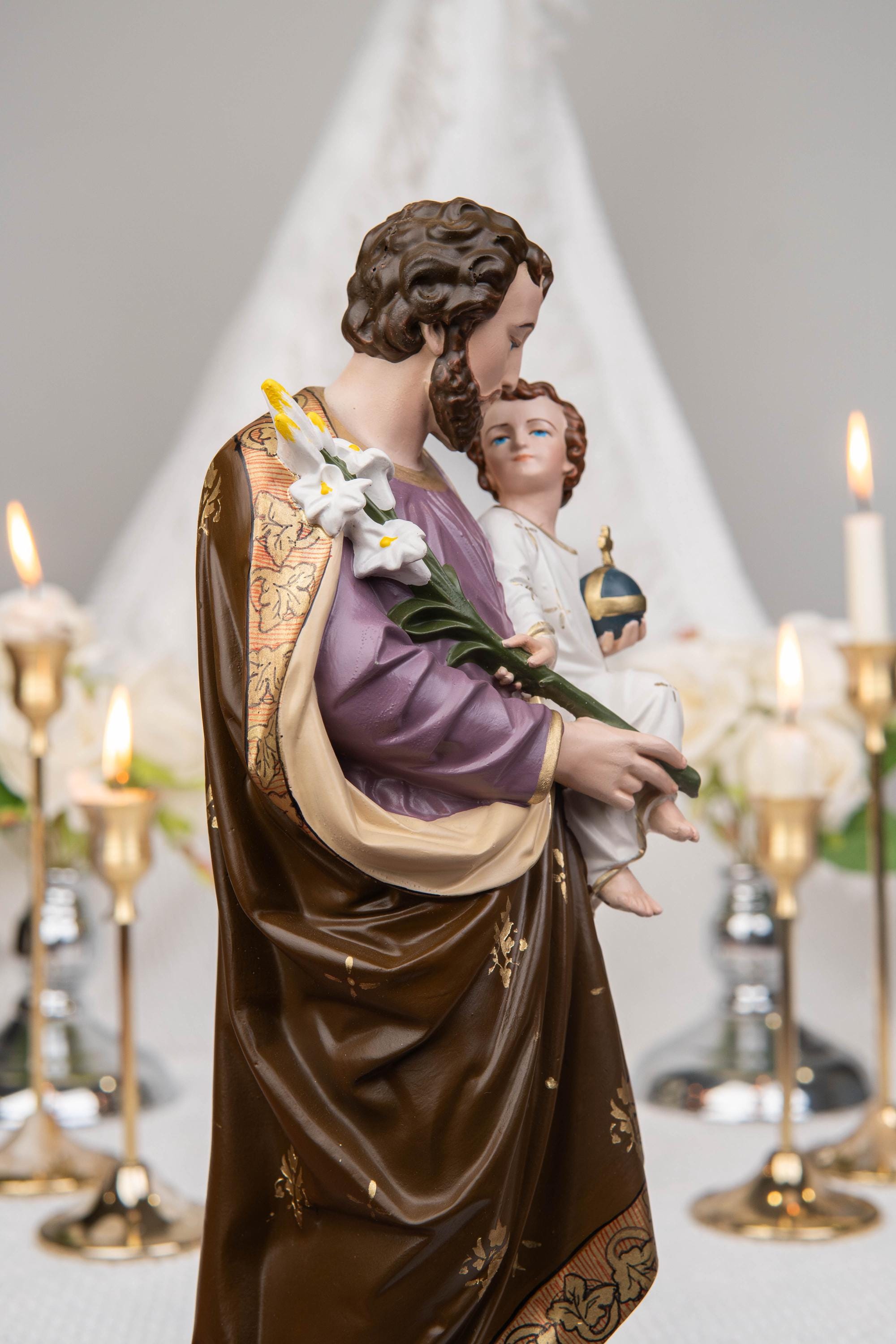 Saint Joseph Holding Baby Jesus Statue, Catholic Home Decor, Religious Decor, Catholic Statues, Catholic Gift for Women & Men, Statue Decor