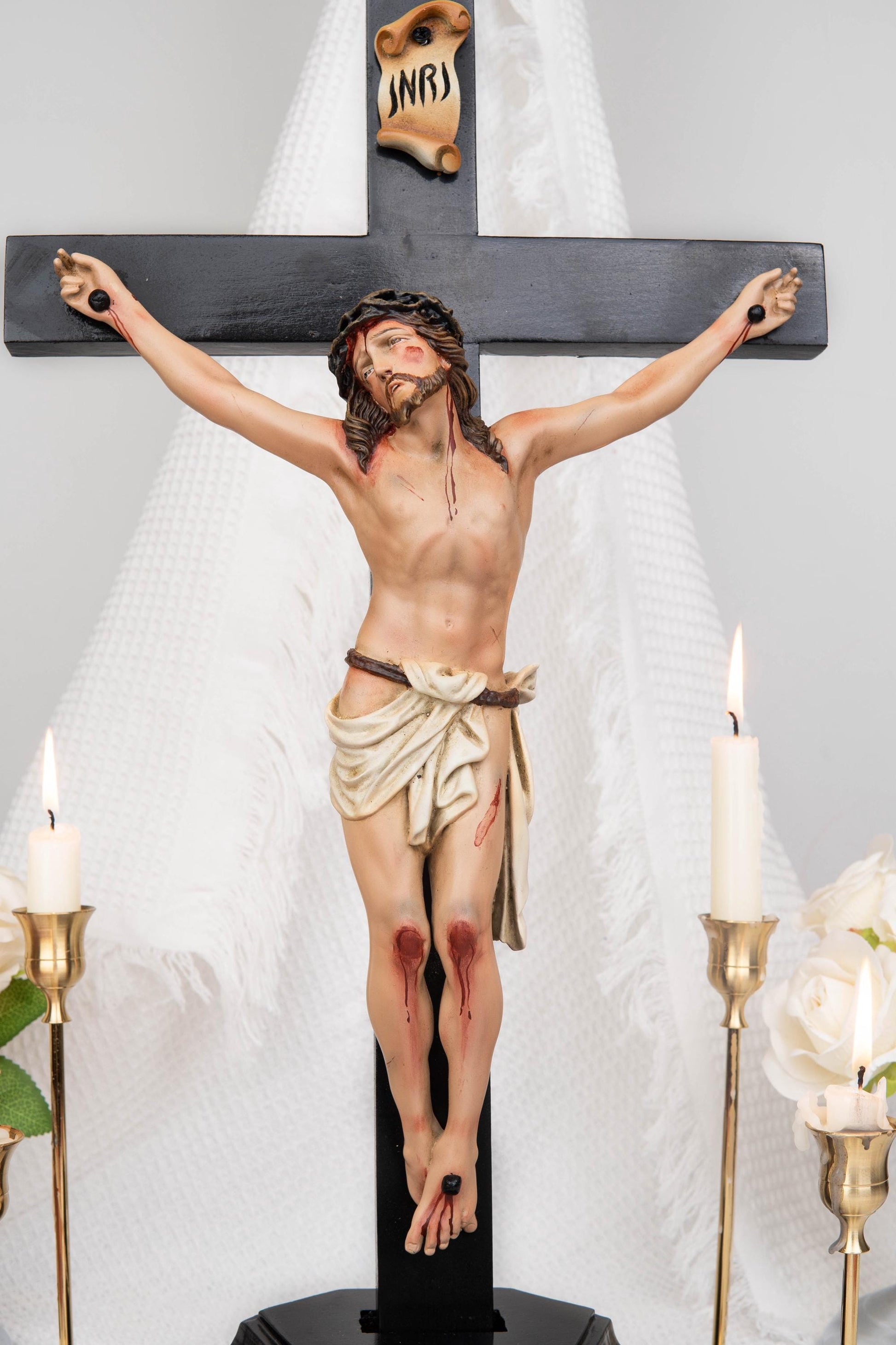 Hand-Painted Crucifix Statue – Jesus on the Cross