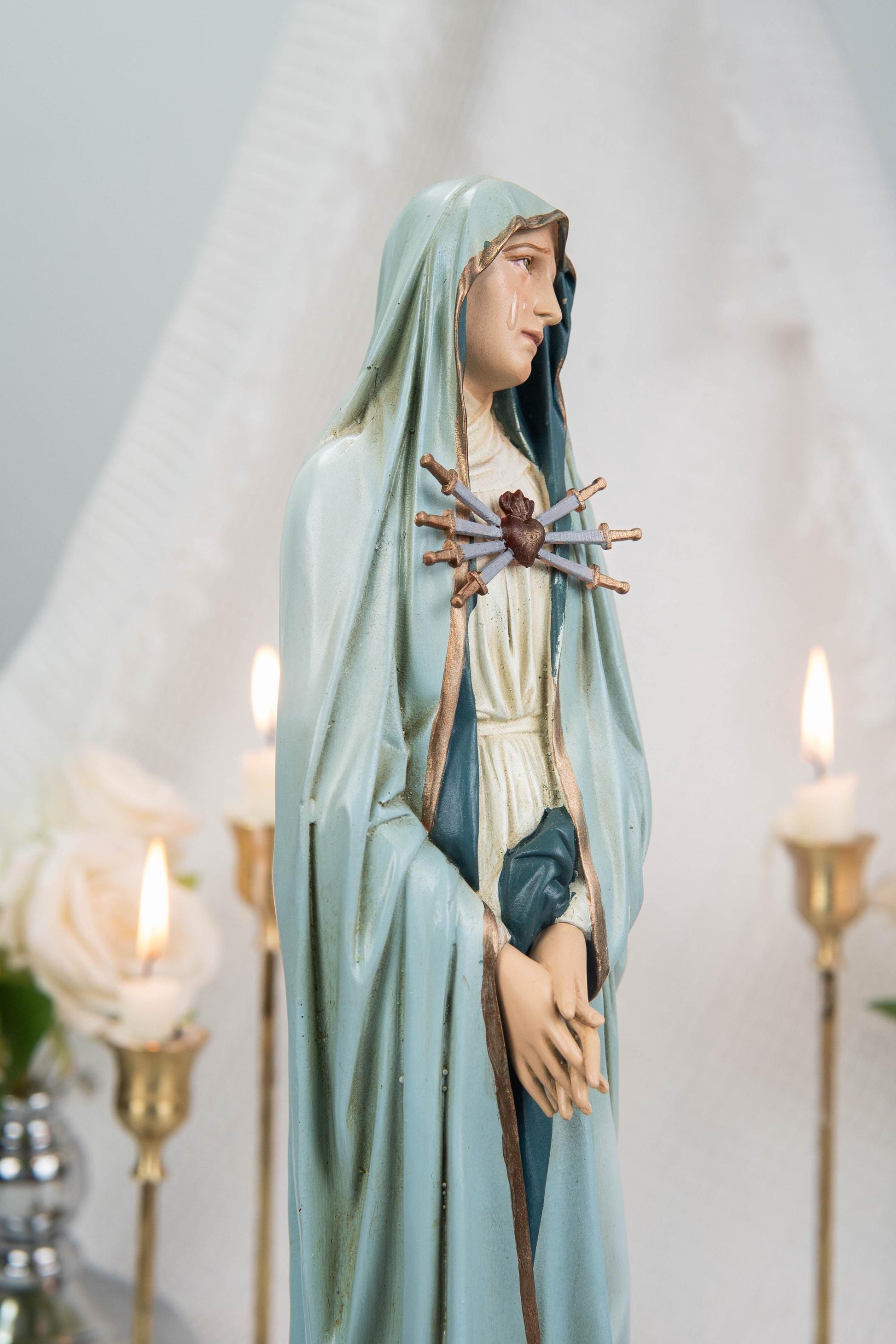 Premium Hand Painted Our Lady of Sorrows Statue with Light Blue Cloak – Catholic Statue for Home Altar, Mater Dolorosa Virgin Mary Figurine