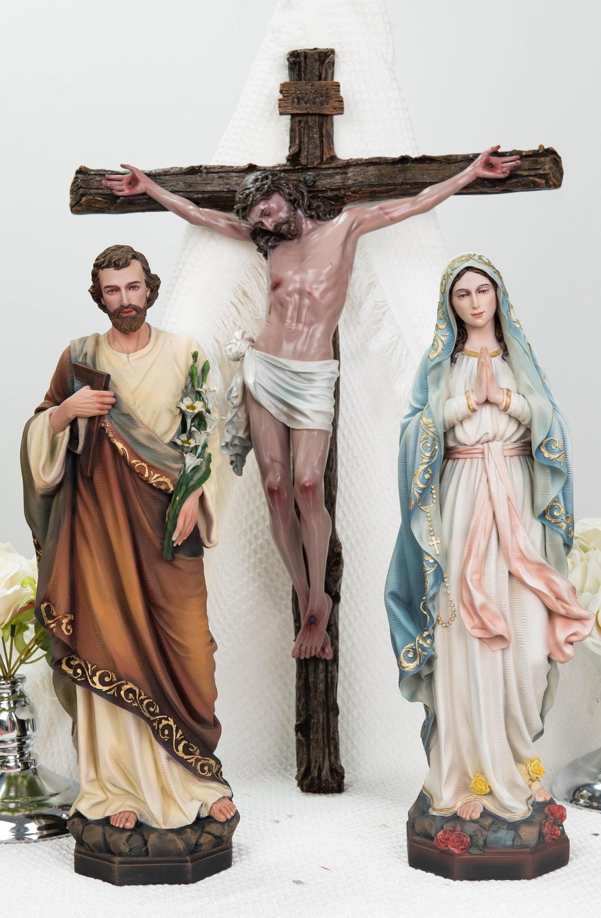 Jesus Crucifix Statue 25.6" – Hand-Painted Catholic Cross, Jesus on the Cross, Religious Decor for Home Altar, Religious Gift for Women