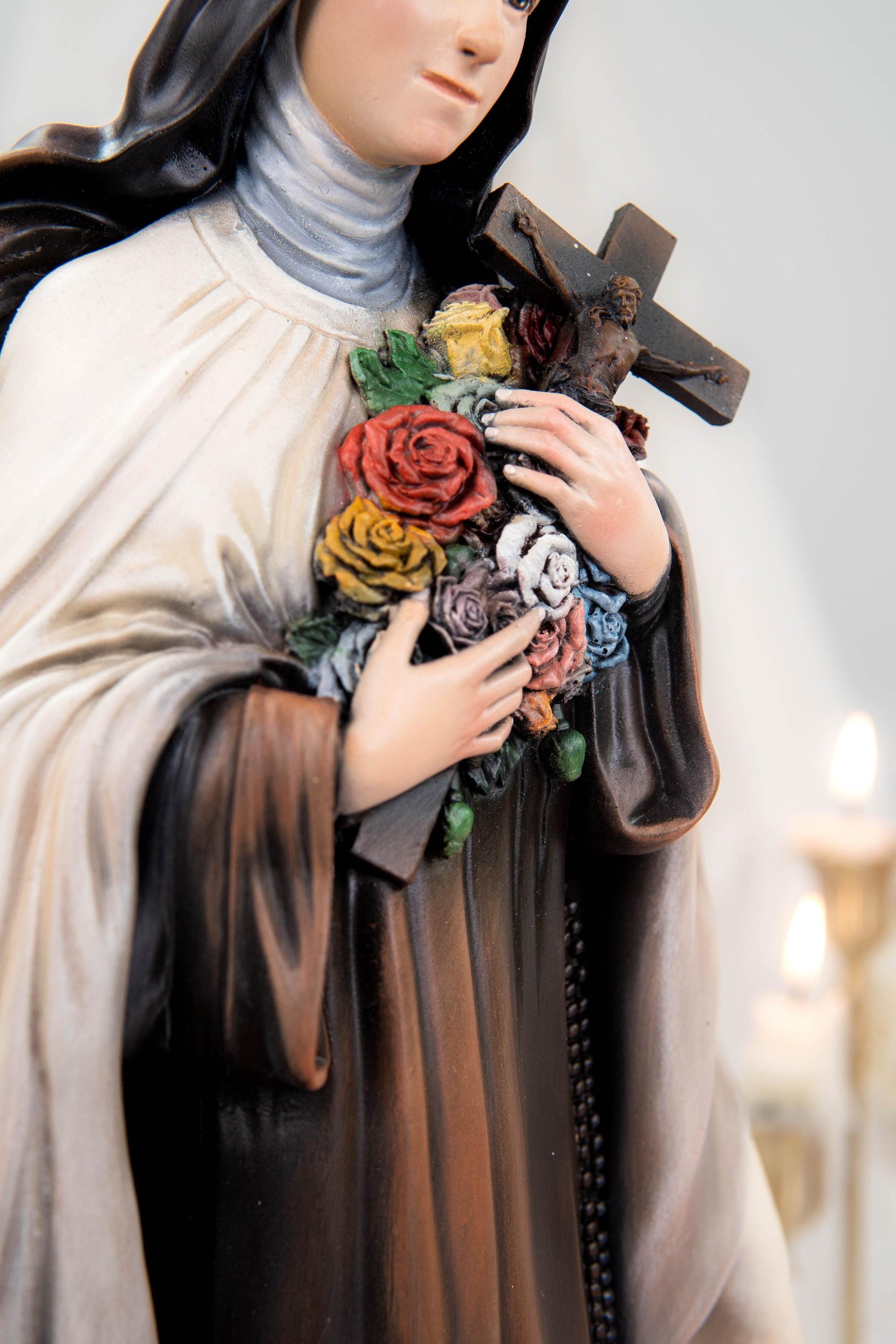 Hand-Painted Saint Thérèse Statue Catholic Figurine – Little Flower of Jesus Religious Decor, Prayer Statue for Home Altar Gift